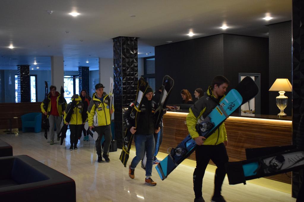 Parkhotel Carlsbad Inn Dalovice ภายนอก รูปภาพ