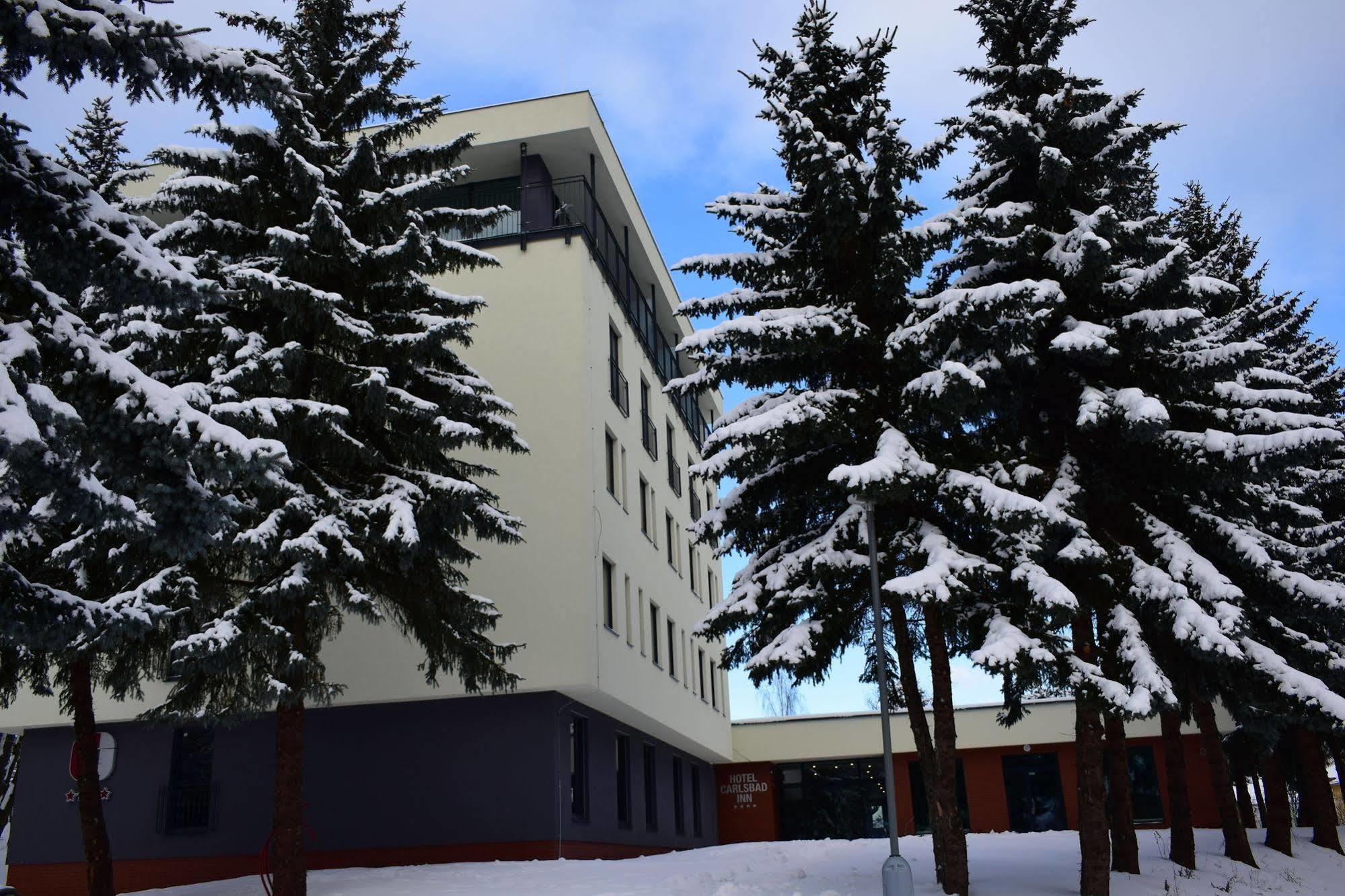 Parkhotel Carlsbad Inn Dalovice ภายนอก รูปภาพ